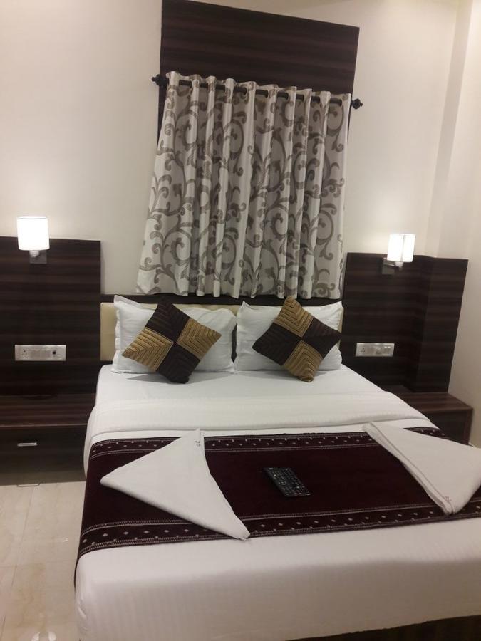 Hotel Golden City Bombay Esterno foto