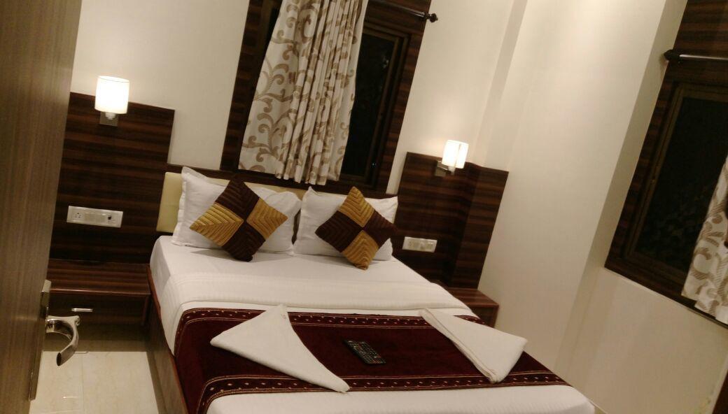 Hotel Golden City Bombay Esterno foto