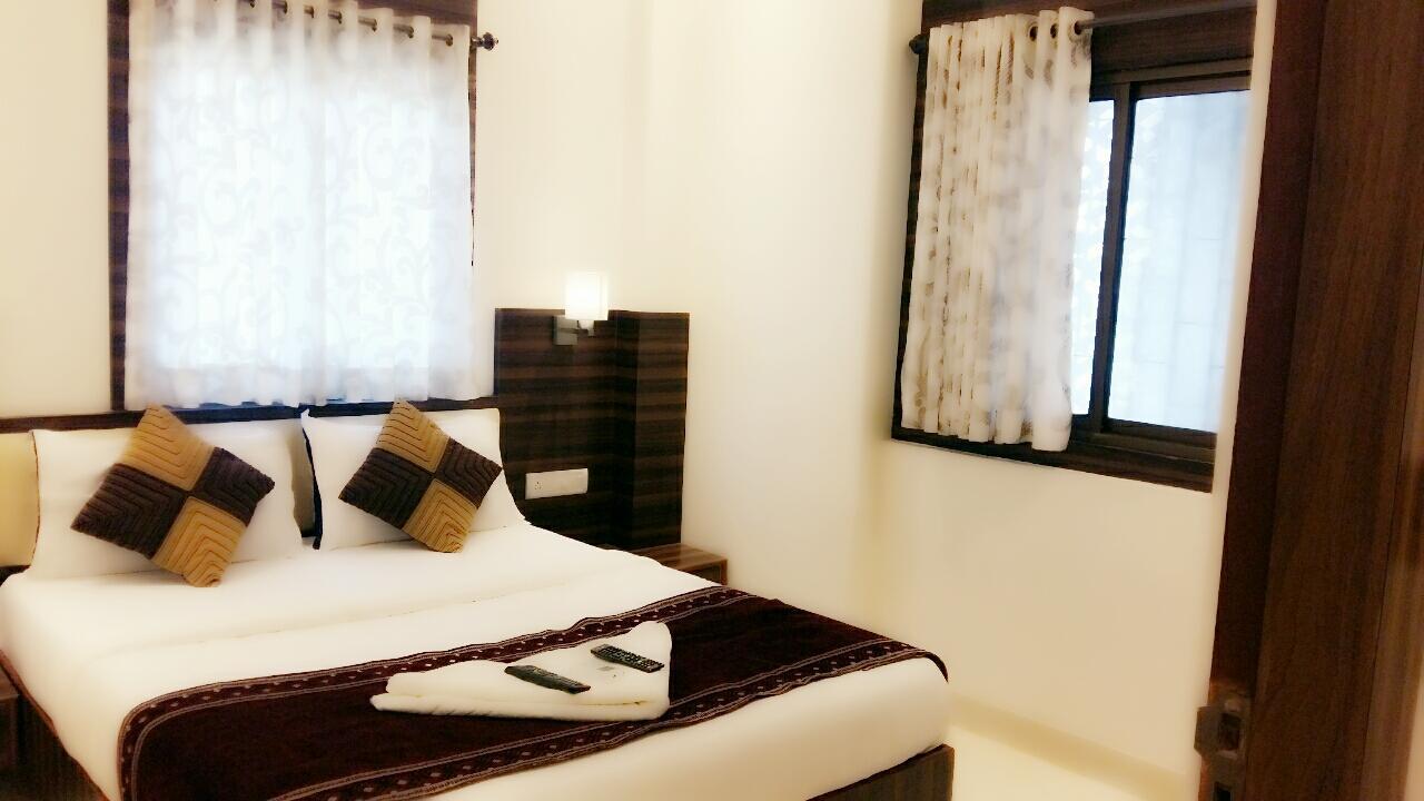 Hotel Golden City Bombay Esterno foto